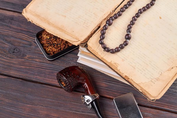 Quels accessoires sont indispensables pour une trousse de réparation de vélo urbain ?